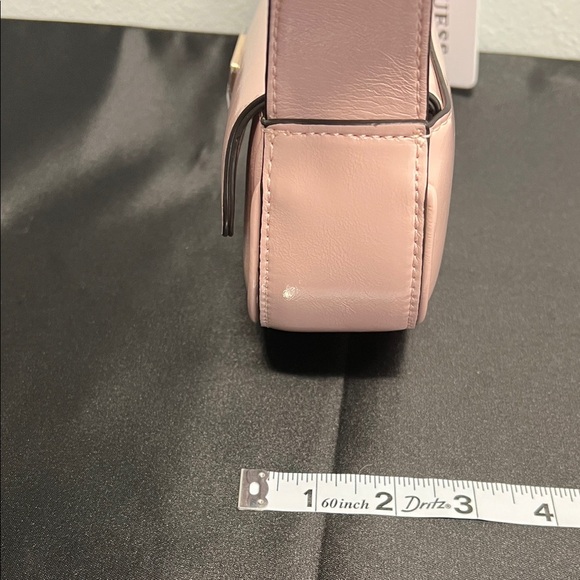 Guess | Blush Pink Shoulder Bag - Picture 10 of 11